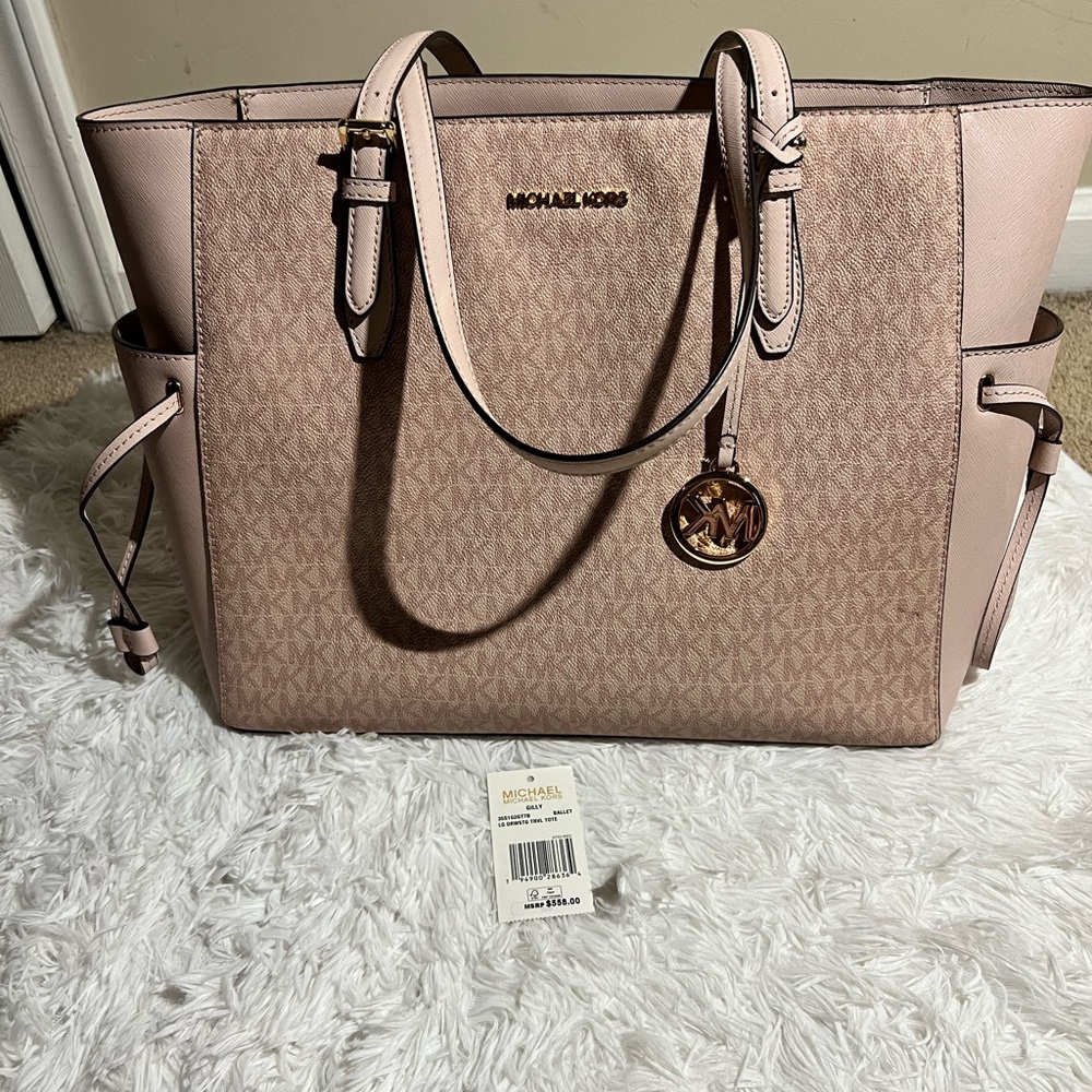 Michael Kors Large Gilly tote- Pink